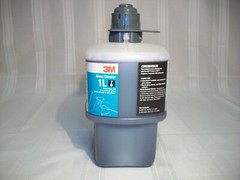 3M GLASS CLEANER CONCENTRATE, FOR THE TWIST AND FILL DISPENSER – 1L
