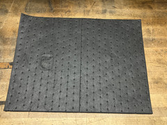 51 pcs – PIG absorbent MAT mat203 15″ x 20″ Heavyweight partial box
