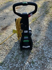 BISSELL 3266 Walk-Behind Floor Finishing Machine 120V w/ Hand Tool