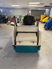 Tennant 6200 Ride-On Sweeper Battery Powered FULLY TESTED. FREE SHIPPING!