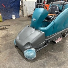 2020 Tennant T16 Rider Floor Scrubber/Sweeper 36 Volt Electric 947 Hours