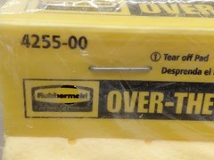 RUBBERMAID OVER THE SPILL PAD ABSORBENT PAD COMMERCIAL 4255-00