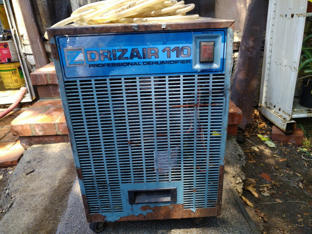 Dri-Eaz DrizAir F133 110 Pint Refrigerant Dehumidifier Remove up to 14 GPD! 0708