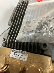 PRESSURE WASHER PUMP-AR RKV4G37 -4 GPM-3700 PSI-1″ Shaft *NEW
