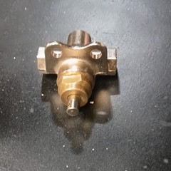 Tennant 3 Way Ball Valve 210259 For Model Scrubber 5200 5500 SS 1700 2001 2400