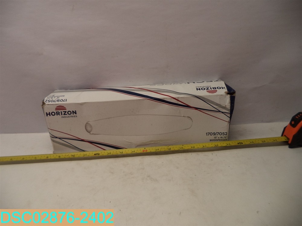 Horizon 1709/7052 15″ x 16.75″ 90/Dispenser 3-Ply 020691053505