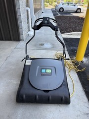 Tennant-Nobles V-WA-30, Wide Area Vacuums, 30″, Push, Electric, No Tools, HEPA