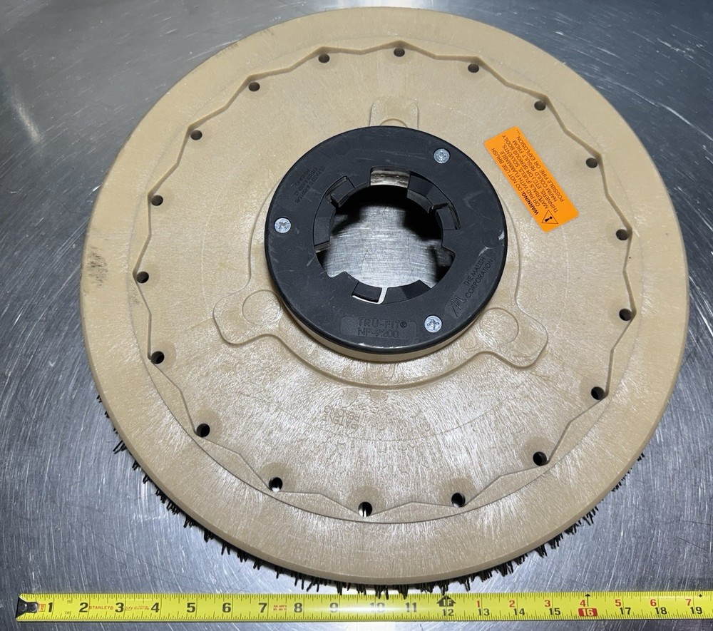 Malish 18″ Mal Grit Black Floor Stripping Brush w/ NP-9200 Tru-Fit Clutch Plate