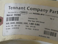 Tennant 1042969 Brush Drive Hub -81″ Bore 8-7/8″ Bolt Circle