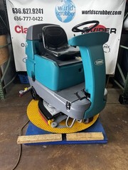 Tennant T7 RideOn Floor Scrubber 32” 09/17 Low Hours 513 Stock#1250