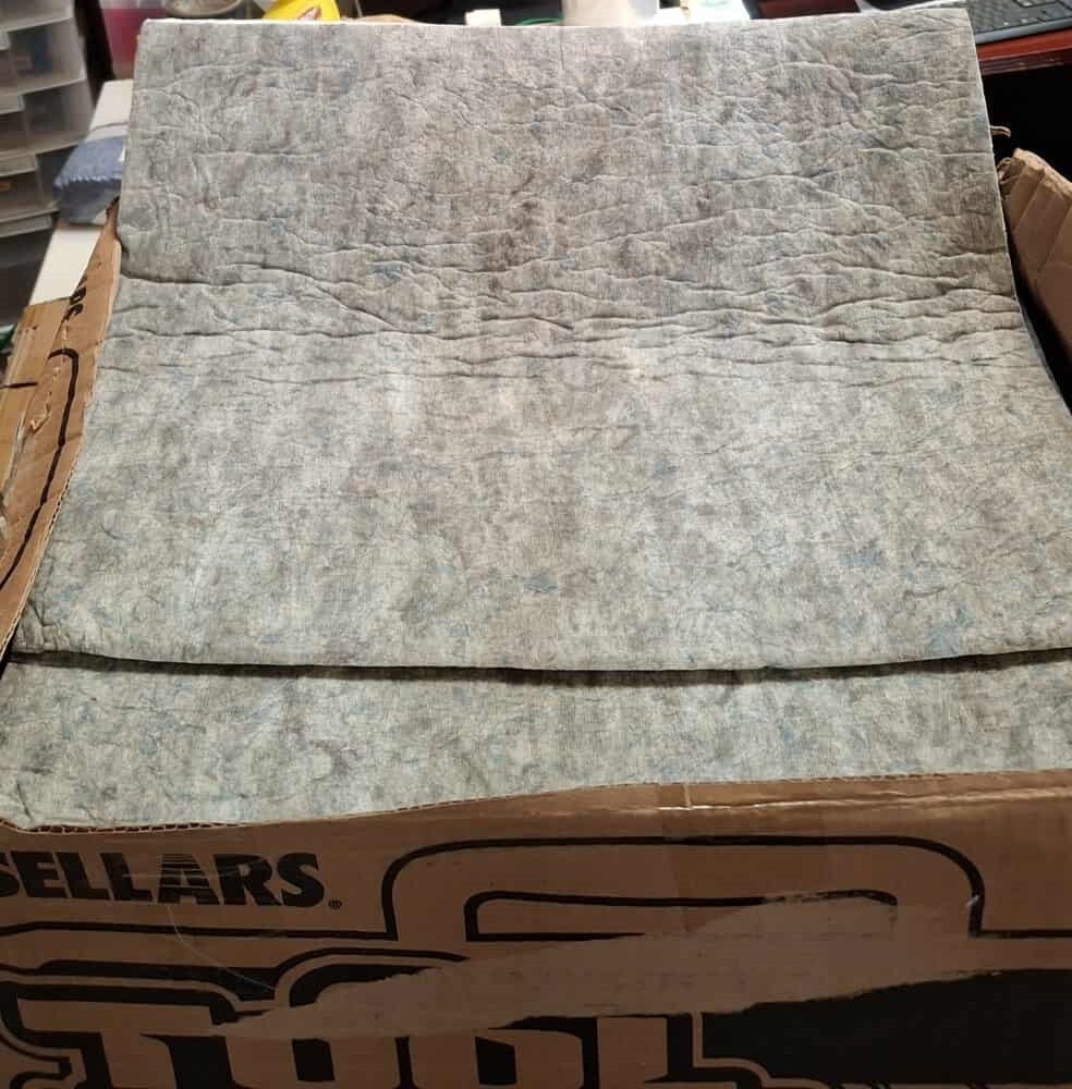 Sellars EverSoak 22851 Heavy‑Duty Absorbent Pads 15″×19″ Gray, 50‑Pack Case