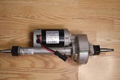 Tennant 1220970 – Genuine OEM TRANSAXLE, 24VDC, 21:0:1 S458P Drive 107RPM