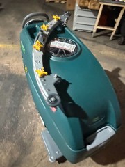 Tennant T500 32″ walk behind Floor Scrubber 24V ONLY 1 Hours 06/2025 demo unit