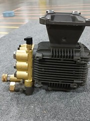 TRIPLEX PUMP, 3.2GPM@3600PSI, 3400RPM,DD #8.754-327.0 (BLK)
