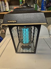 Flowtron Bug Zapper, 1/2 Acre of Coverage w/15W Bulb & More