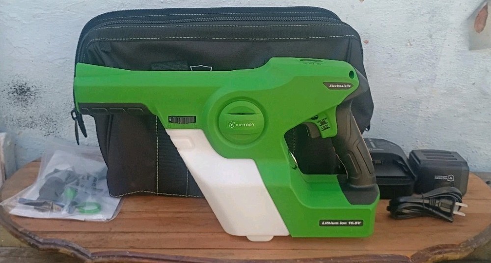 Victory Electrostatic Sprayer PROFESSIONAL w/ charger, bag, accessories, PERFECT