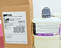 3M™ Scotchgard™ 28H Carpet Pretreatment Cleaner 2 Liter Concentrate 1/Each