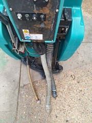 Tennant 5300 FLOOR SCRUBBER