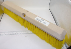 18″ YELLOW SYNTHETIC MEDIUM PUSH BROOM POLY #610175, 1869A