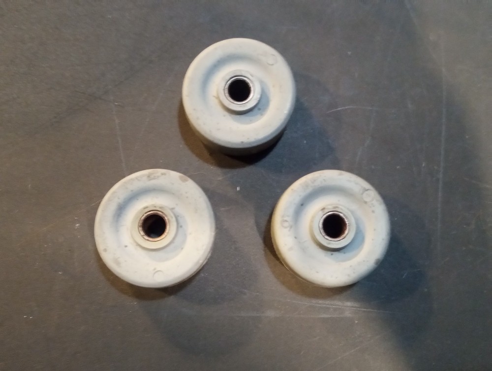 Tennant 1520 Industrial Carpet Extractor Bumper Wheels Set Of 3 OEM