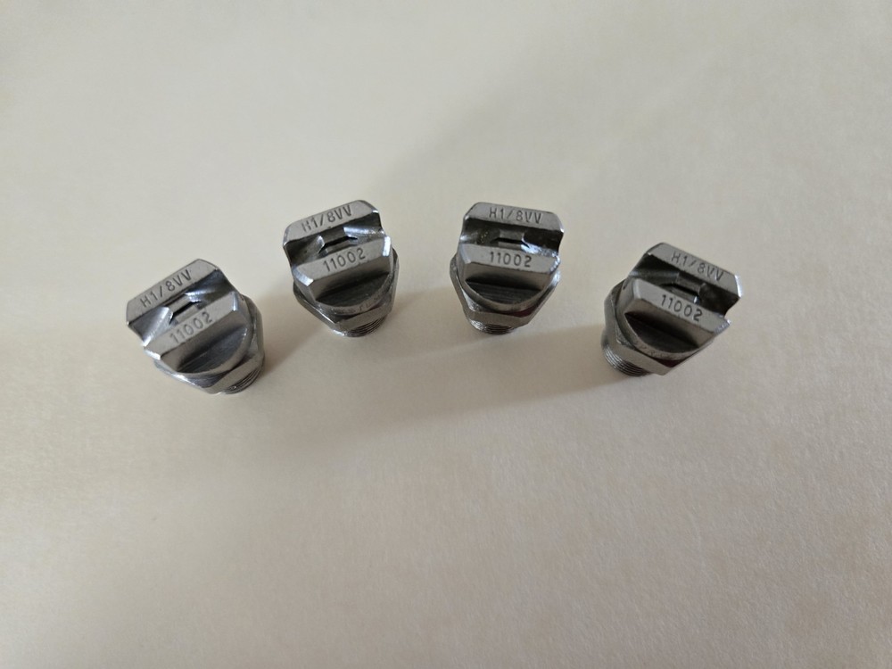 Used Carpet Cleaning Stainless Steel 1/8″ V-Jets 11002 Vee Jets (4 count)