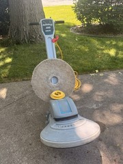 Nobles SpeedShine 2000 Walk-Behind Burnisher SPR2000H 120V 1.5HP Disc