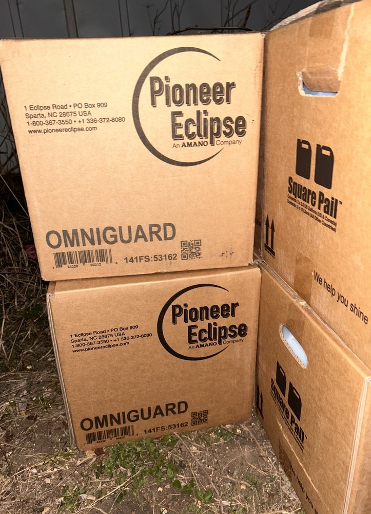 Pioneer Eclipse Omniguard Floor Finish 2.5 Gallon