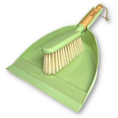 Sprinkle & Sweep Pet Cleaning Dustpan Kit