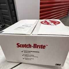 3M Scotch-Brite High Strength Disc 6in Very Fine A/O Red Round MPN 27747
