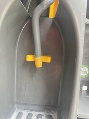 Diversey D3754220 J-Fill QuattroSelect Dispenser USED
