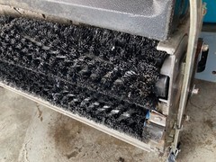Tennant T15 Ride-On Scrubber Only 71 hrs. Needs front drive tire & Batteries