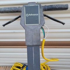 Nilfisk Advance Model 20 Ultra Floor Buffer Polisher VG Condition Low Miles
