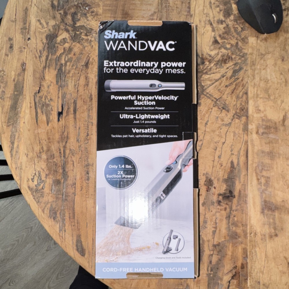 Shark WANDVAC Cord-Free Ultra-Lightweight Bagless Handheld Vacuum 1.4 lb + Tools