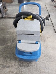 EDIC Galaxy 5 Auto Detailing Carpet Extractor – Good Condition