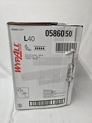 WypAll L40 Towels, Dry Up Towels, 19 1/2″ x 42″, White, 200 Towels/Roll