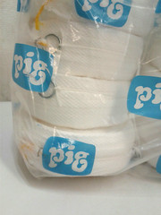 Pig BOM204 Oil-Only Spaghetti Boom 3″ x 10′ Each Absorbs Up To 2 Gals Bag Of 8