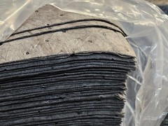 (100 PIECES) TaskBrand AS-MAB-P Universal Sorbent Pad, Gray – Gray 15″ x 18″