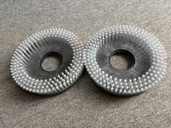 (2) 12″ MAGNETIC HUB BRUSHES FOR TENNANT T300,SS300, SS350,T350 (60cm DUAL DISC)