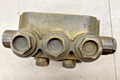 USED – 1EA. COMET RWS4040 PUMP HEAD COMPLETE # 3218.0393.00 BAD SEALS