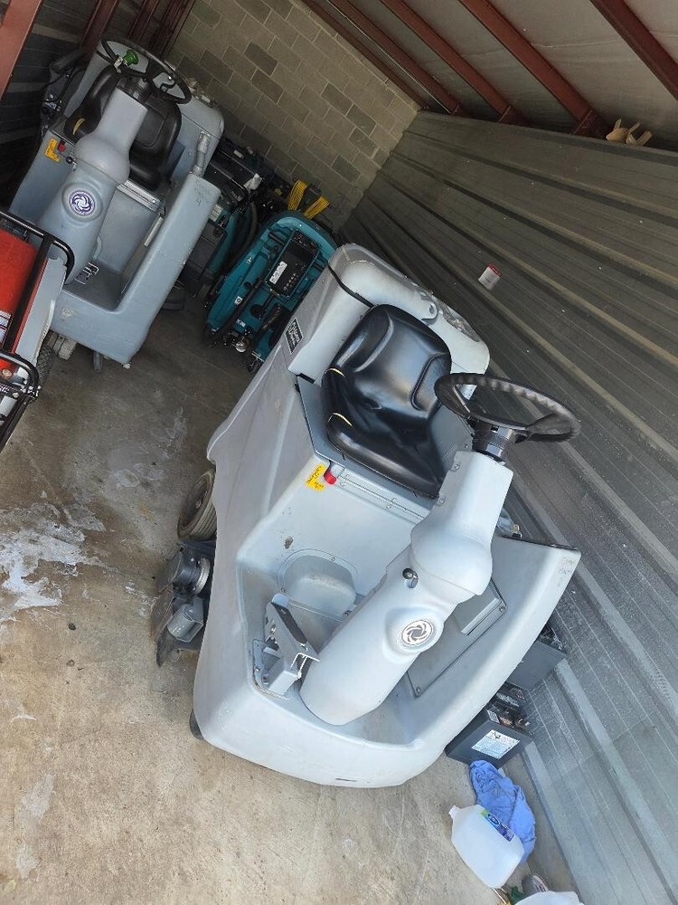 Advance AquaRide SE-AXP Rider Carpet Extractor PLUS ANOTHER FOR 1K EXTRA $$$