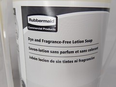 READ** Rubbermaid Commercial FG4015411 Enriched Hand Soap Lotion 2 Pk