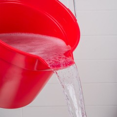Heavy Duty RED 10quart=2.5 gallon PLASTIC BUCKET rOund Pail w/ Handle RUBBERMAID