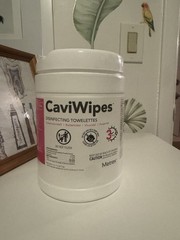 Metrex CaviWipes Disinfecting Towelettes, Premoistened, 1 Can, 160 Wipes 13-1100