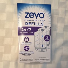 ZEVO Flying Insect Trap Starter Value Pack 2 Plug-Ins 2 Cartridges + 2 Refills