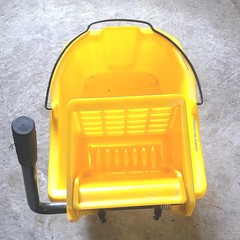 Harper By CleanCo Commercial Mop Bucket 35 Quart W Side-Press Wringer Heavy Duty