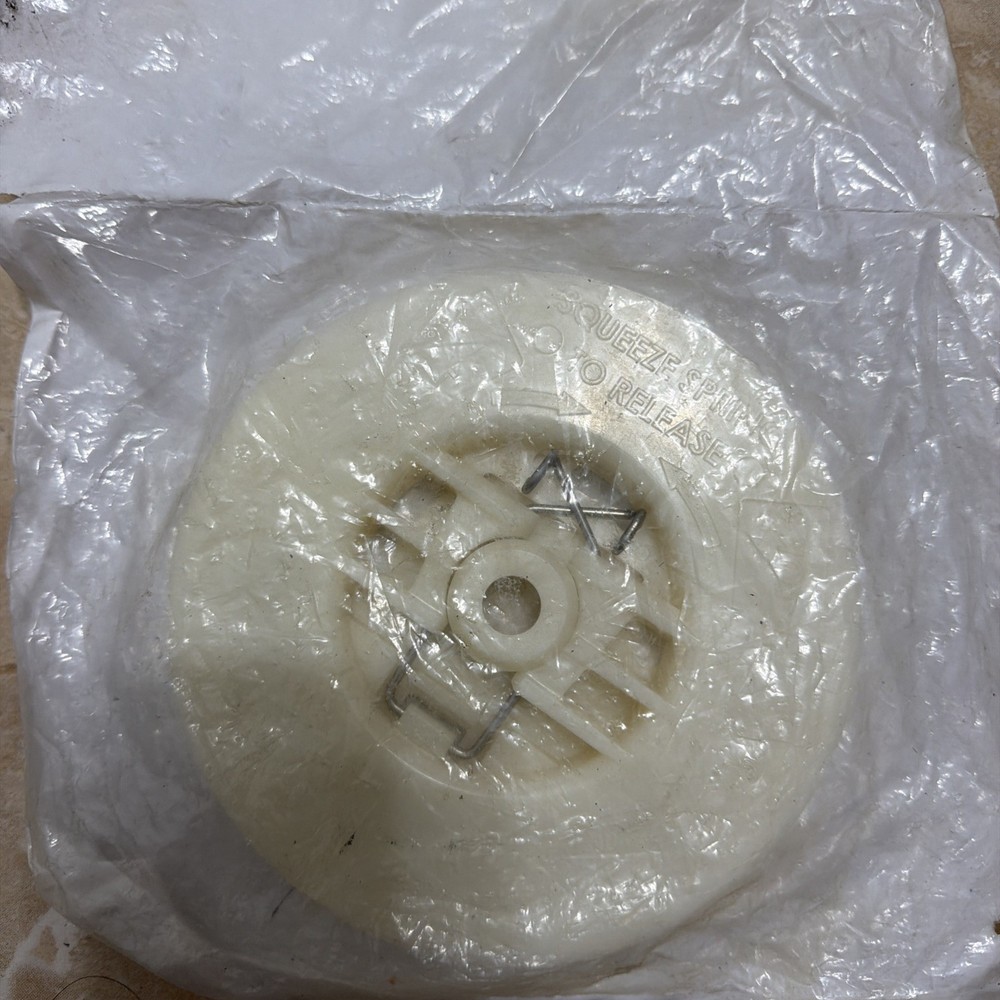 Center Lok 3 Floor scrubber pad holder clip center New
