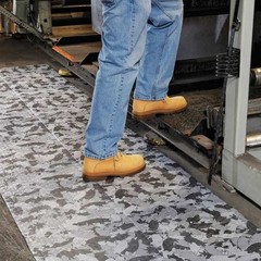 Pig Mat132 Sorbent Roll, 40 Gal, 31 In X 150 Ft, Universal, Gray, Polypropylene