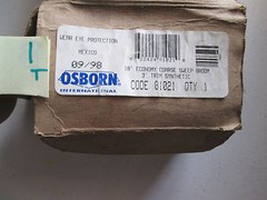 OSBORN 18″ ECONOMY COARSE SWEEP BROOM 81021 3″ TRIM SYNTHETIC (ZZ2)