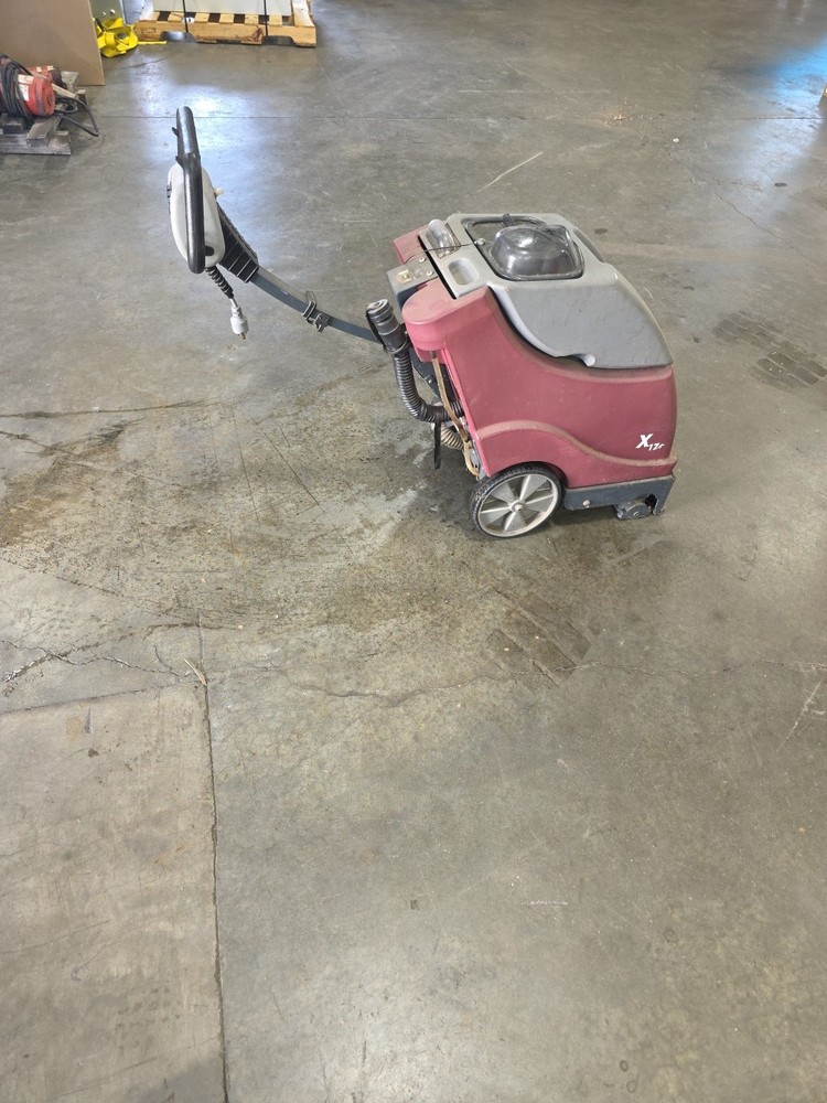 Minuteman X17 17″ Carpet Extractor Cleaner