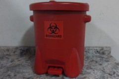 Eagle 947BIO 14 Gal Capacity 18 In Can Diameter Red Biohazard Waste Can (BW)